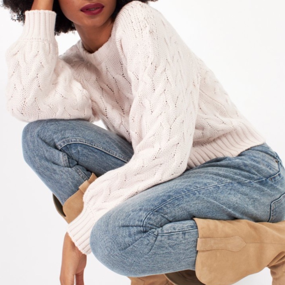 Equipment cable sweater small